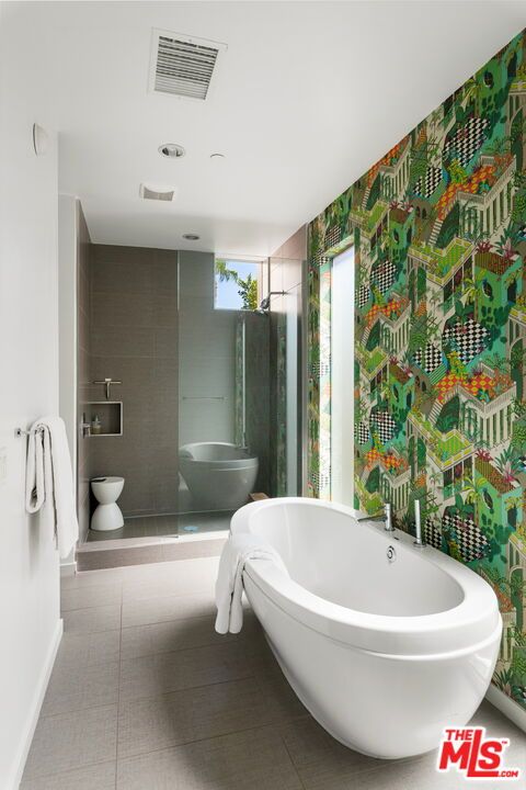 Bathroom, Free Standing Baths, Glass Shower, Interior, Recessed Lighting