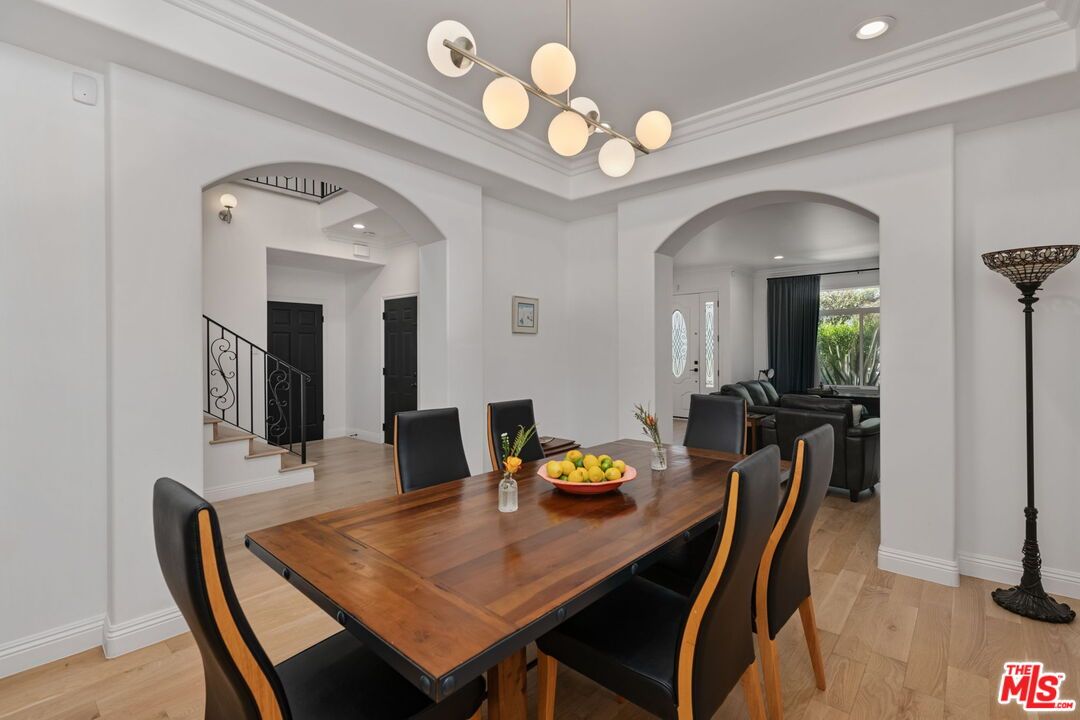 Dining room, Interior, Pendant Lights, Recessed Lighting, Wood Texture Flooring