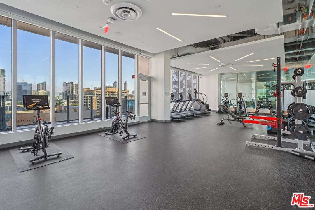 Fitness Equipment, Interior, Recessed Lighting