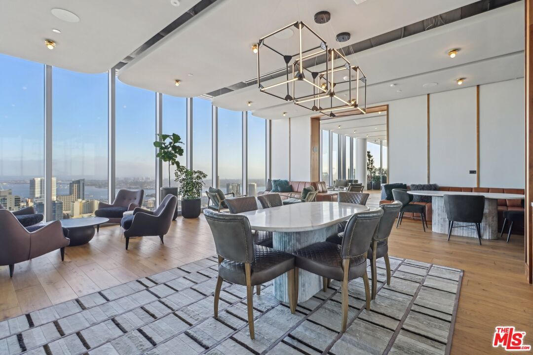 Dining room, Interior, Living room, Pendant Lights, Recessed Lighting, Wood Texture Flooring