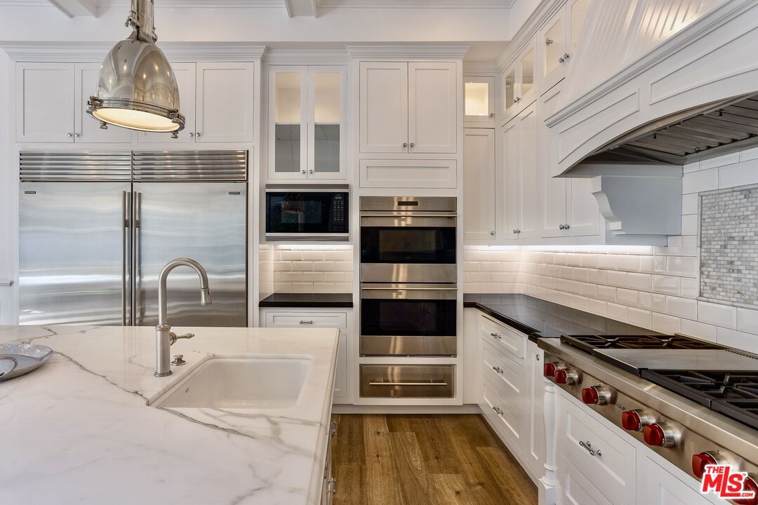 Interior, Kitchen, Pendant Lights, Stainless Steel Appliances, Wood Texture Flooring