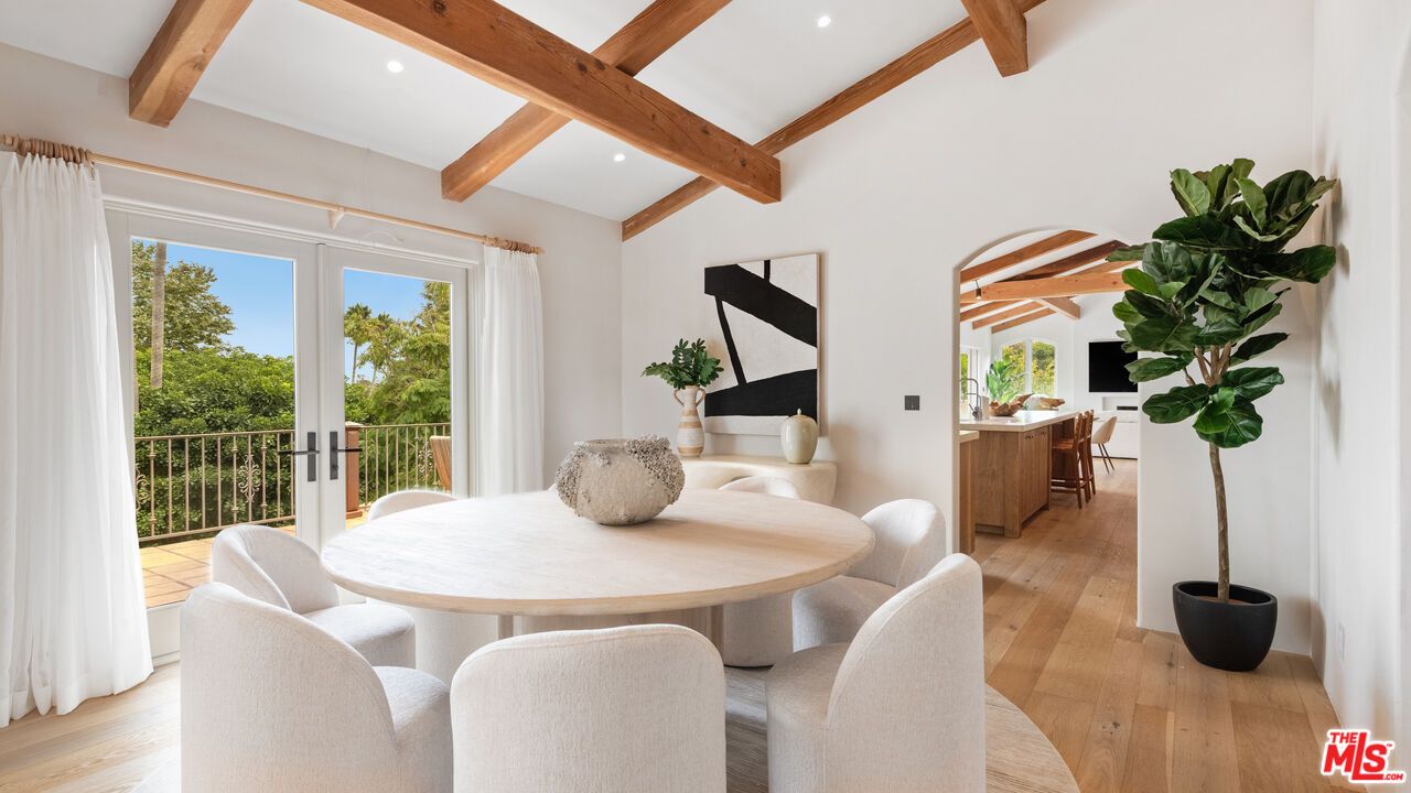 Dining room, Interior, Recessed Lighting, Wooden Beams, Wood Texture Flooring