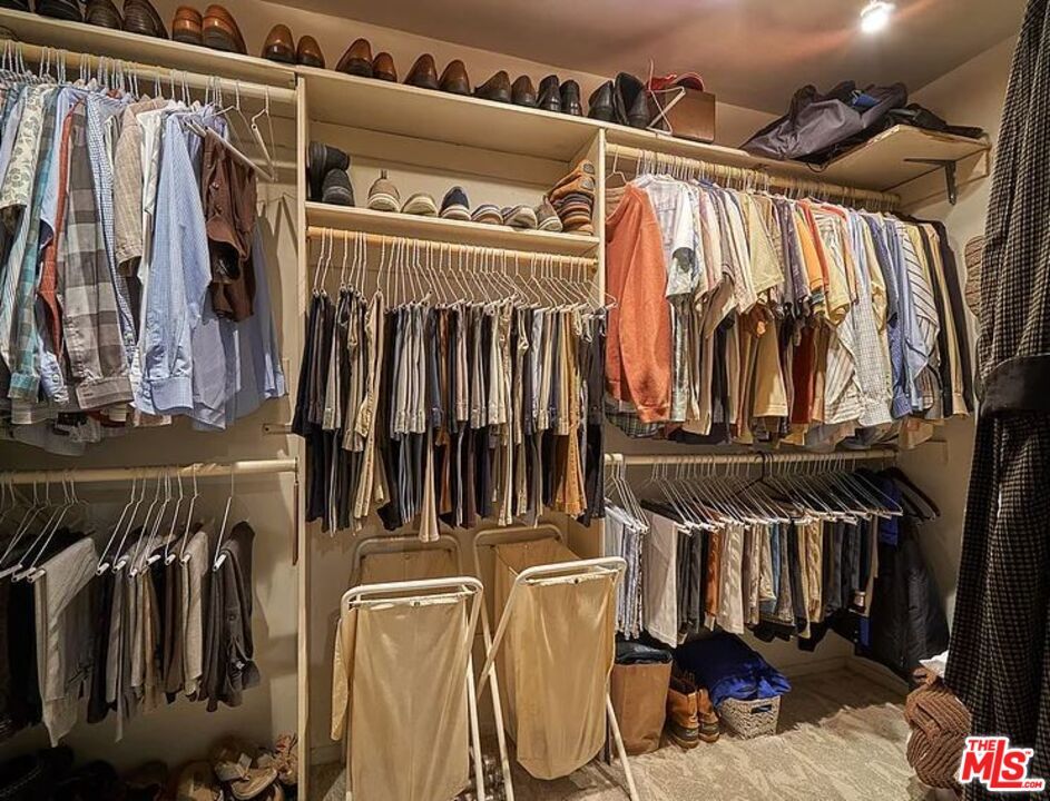 Interior, Recessed Lighting, Walk-in Closets