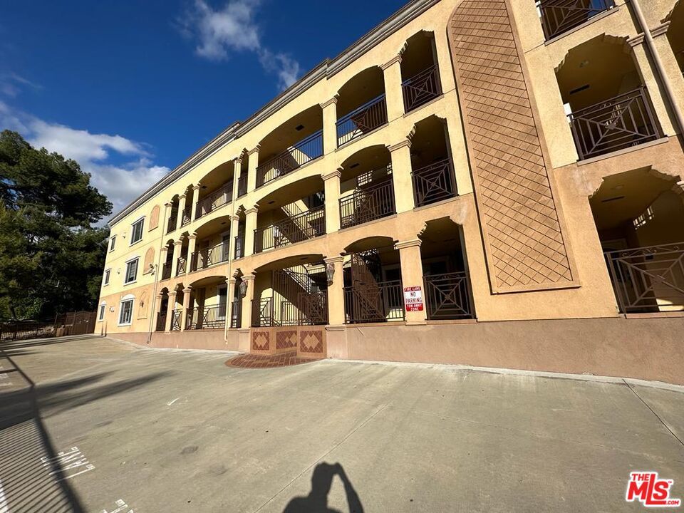 Exterior, Facade, Condo Building