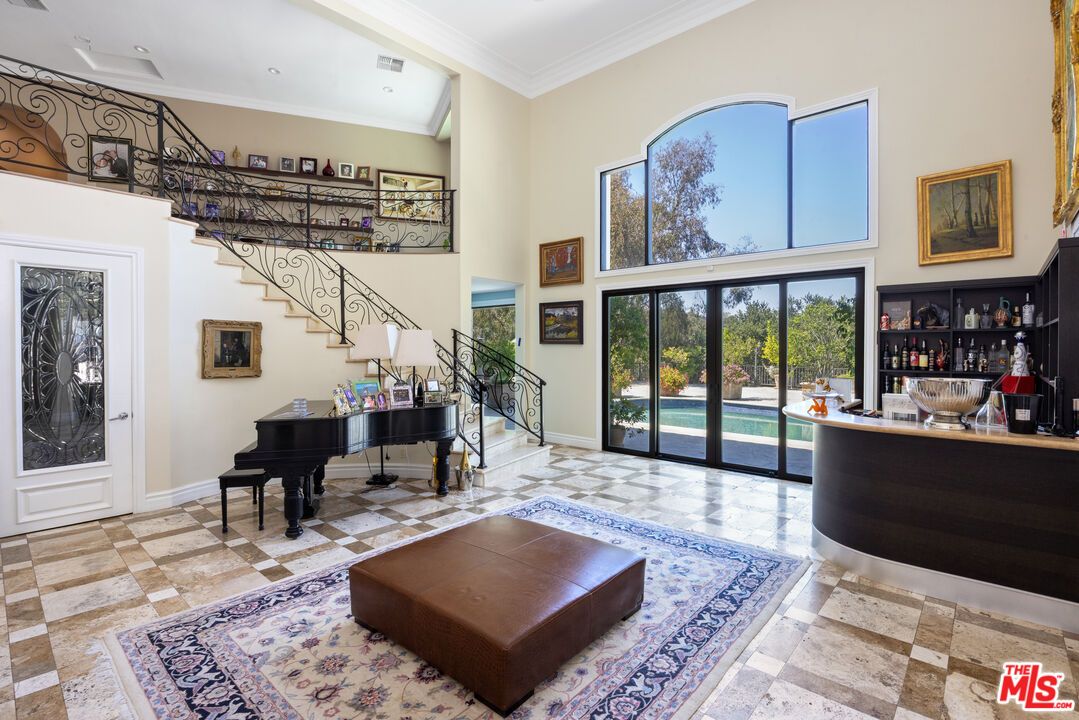 Interior, Piano, Recessed Lighting