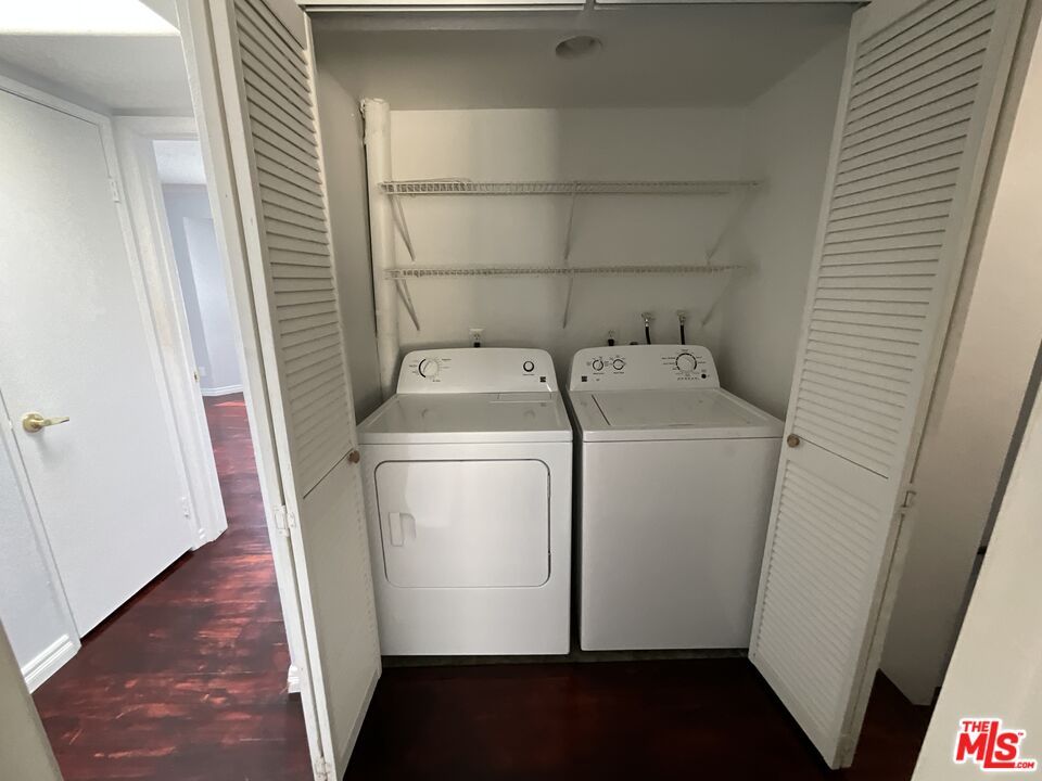 Interior, Utility Closets, Washer