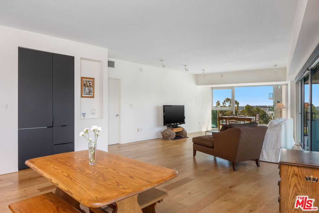 Dining room, Interior, Living room, Wood Texture Flooring