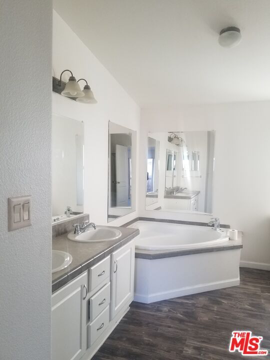 Bathroom, Dual Sink Vanities, Interior, Wood Texture Flooring