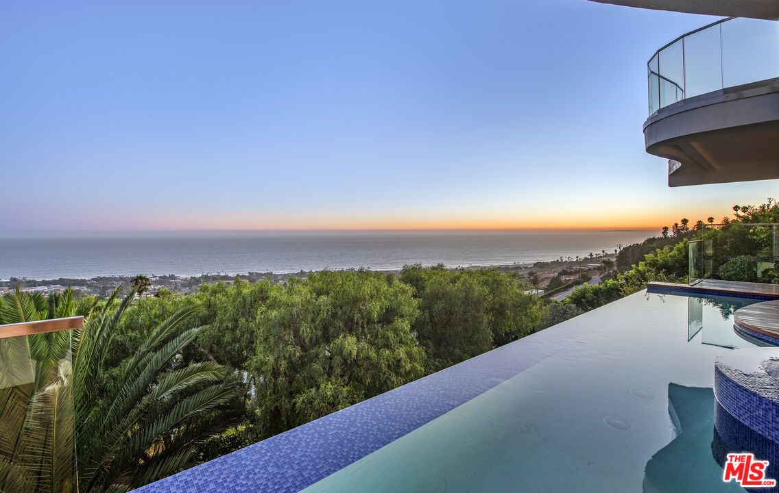 Water, Exterior, Pool, Other