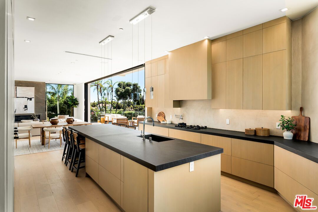 Dining room, Interior, Kitchen, Living room, Pendant Lights, Recessed Lighting, Wood Texture Flooring