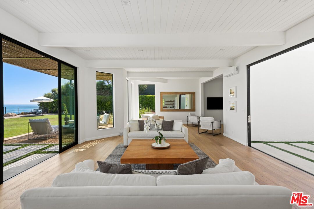 Interior, Living room, Water, Wood Texture Flooring