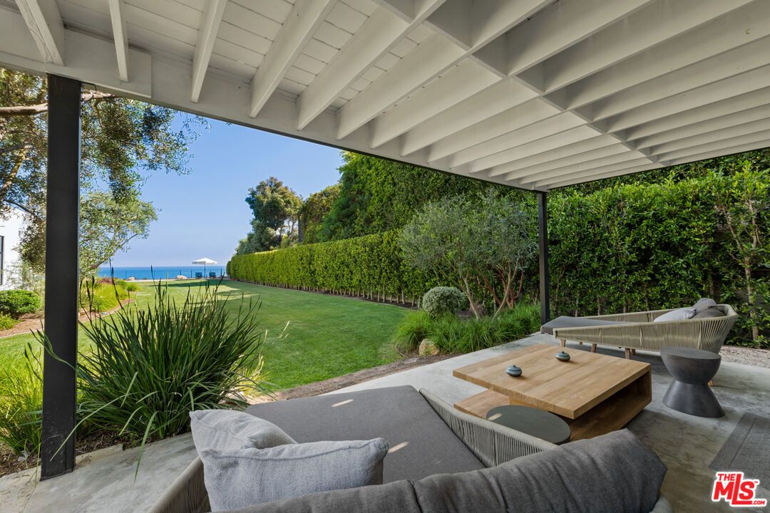 Backyard, Exterior, Water