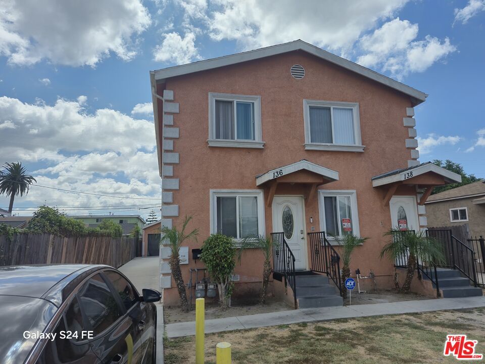 Exterior, Facade, None