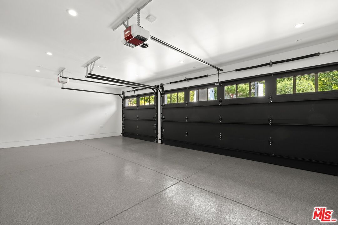Garage, Interior, Recessed Lighting