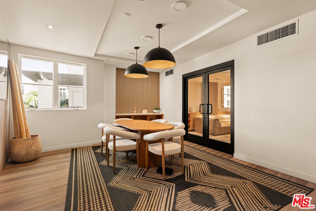 Dining room, Interior, Pendant Lights, Recessed Lighting, Wood Texture Flooring