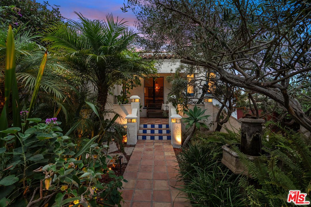 DE Listing image placeholder