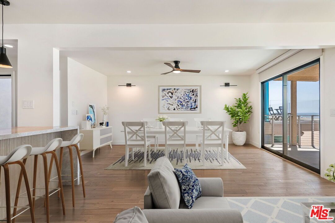 Dining room, Interior, Living room, Recessed Lighting, Water, Wood Texture Flooring