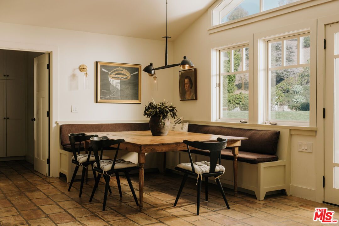 Dining room, Interior, Pendant Lights