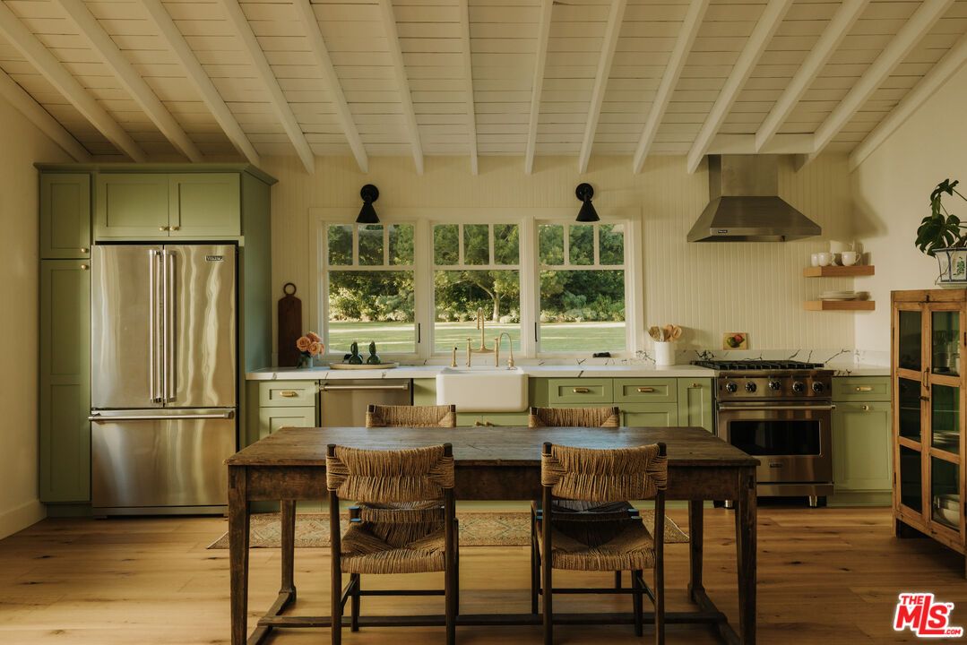 Interior, Kitchen, Stainless Steel Appliances, Wood Texture Flooring