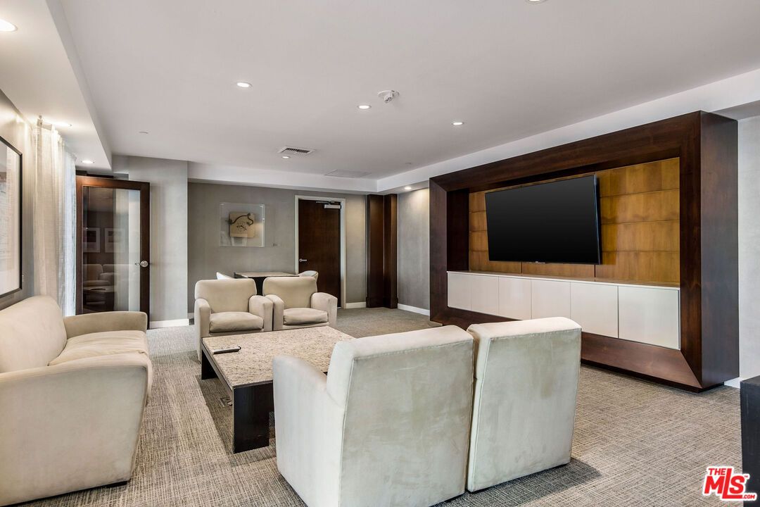 Interior, Living room, Recessed Lighting, Theatre Room