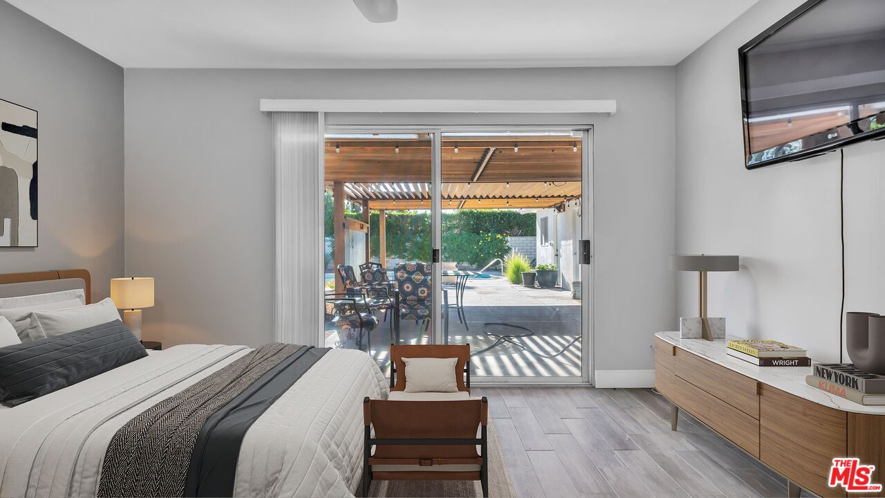 Bedroom, Interior, Wooden Ceilings, Wood Texture Flooring