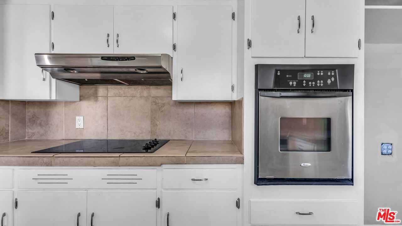 Interior, Kitchen, Tile Countertops