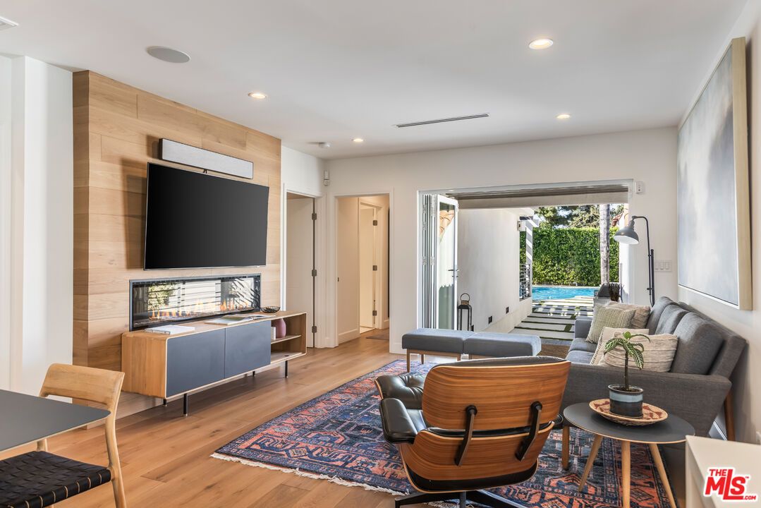 Fireplace, Interior, Living room, Recessed Lighting, Wood Texture Flooring