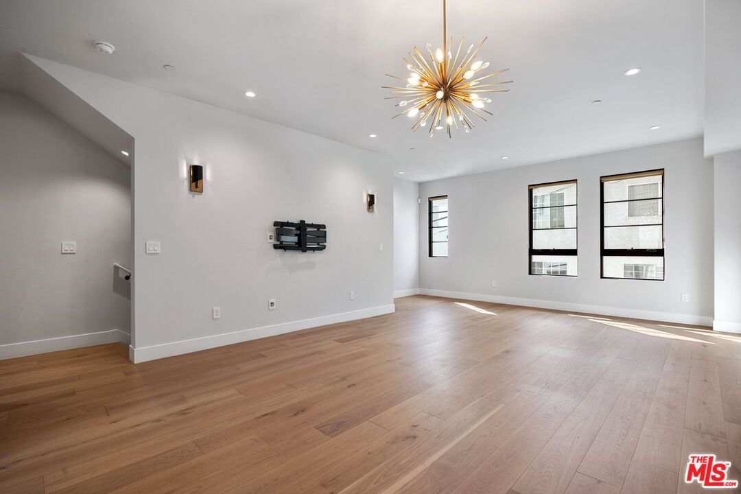 Empty room, Interior, Pendant Lights, Recessed Lighting, Wood Texture Flooring