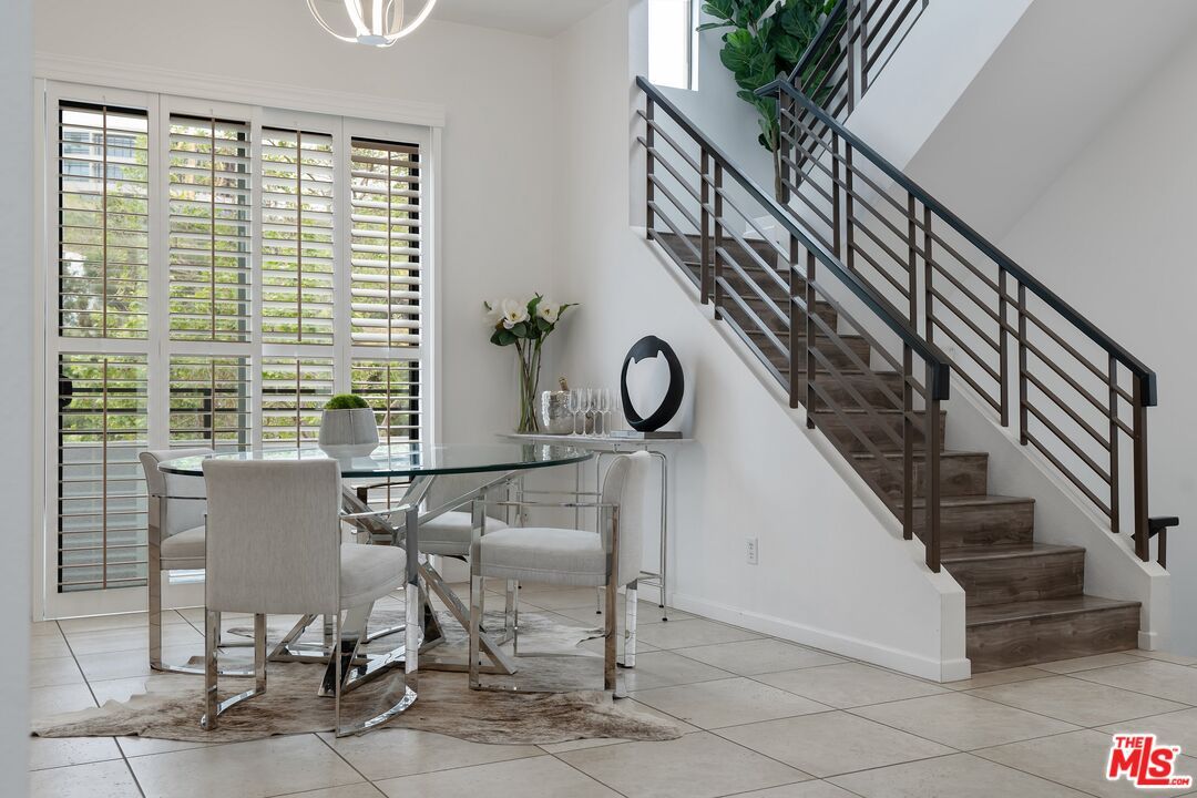 Dining room, Interior, Pendant Lights