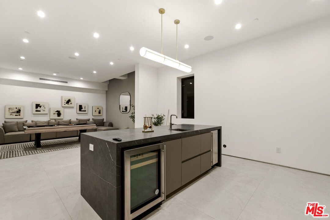 Interior, Kitchen, Living room, Pendant Lights, Recessed Lighting