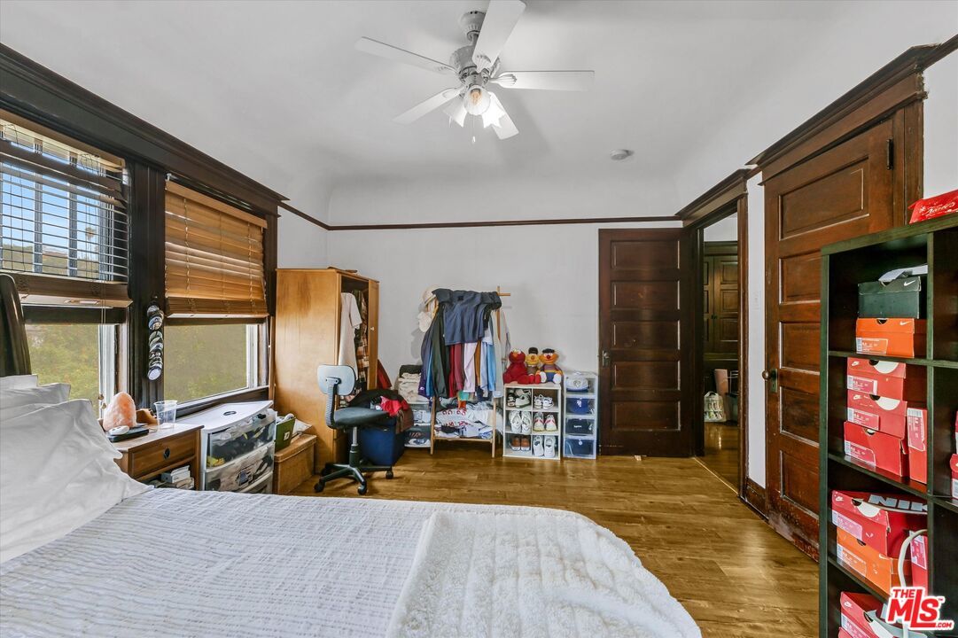 Bedroom, Home Office, Interior, Wood Texture Flooring