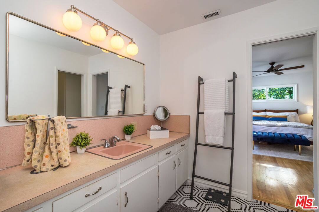Bathroom, Bedroom, Dual Sink Vanities, Interior, Wood Texture Flooring