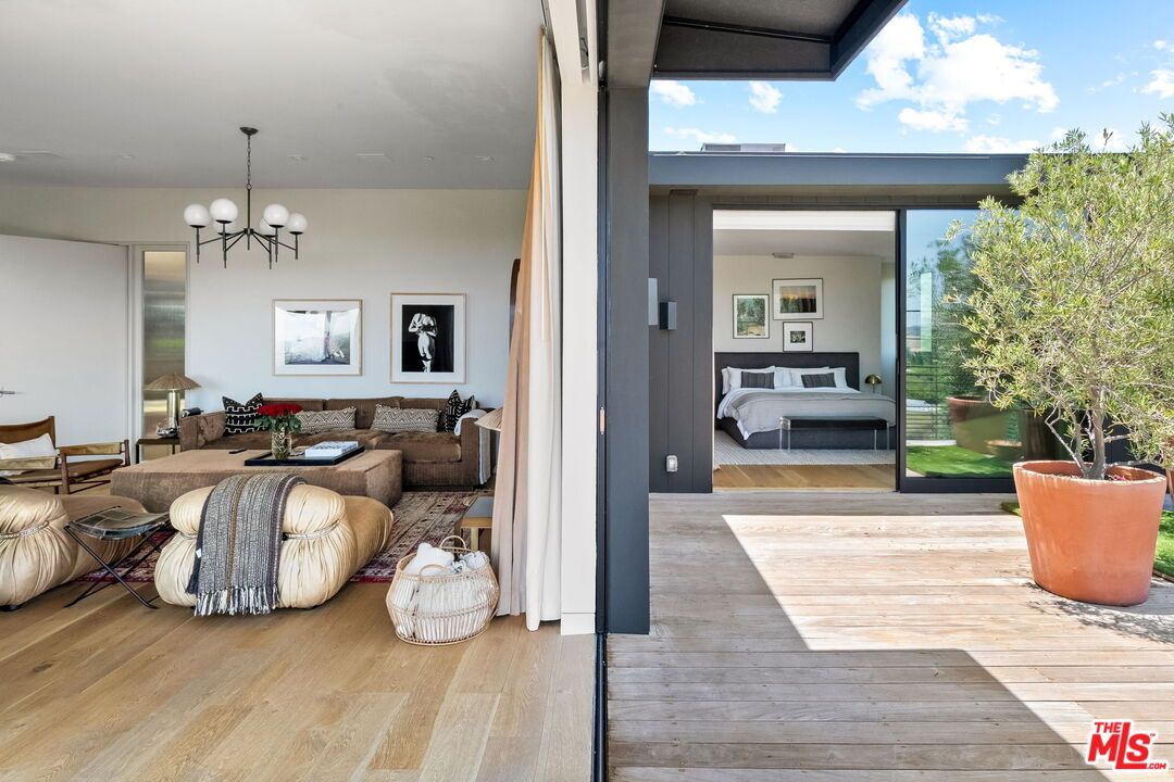 Bedroom, Chandelier, Interior, Living room, Wood Texture Flooring