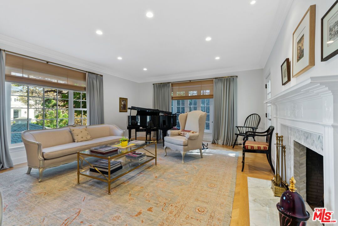 Fireplace, Interior, Living room, Piano, Recessed Lighting, Wood Texture Flooring