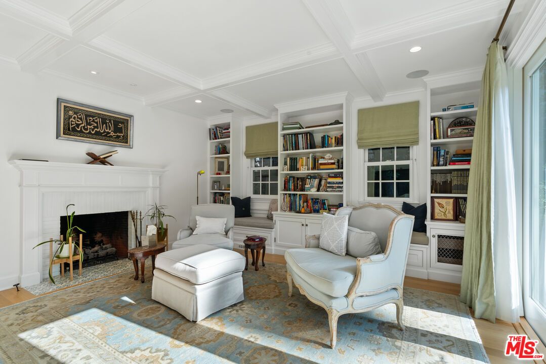 Fireplace, Interior, Recessed Lighting, Wood Texture Flooring