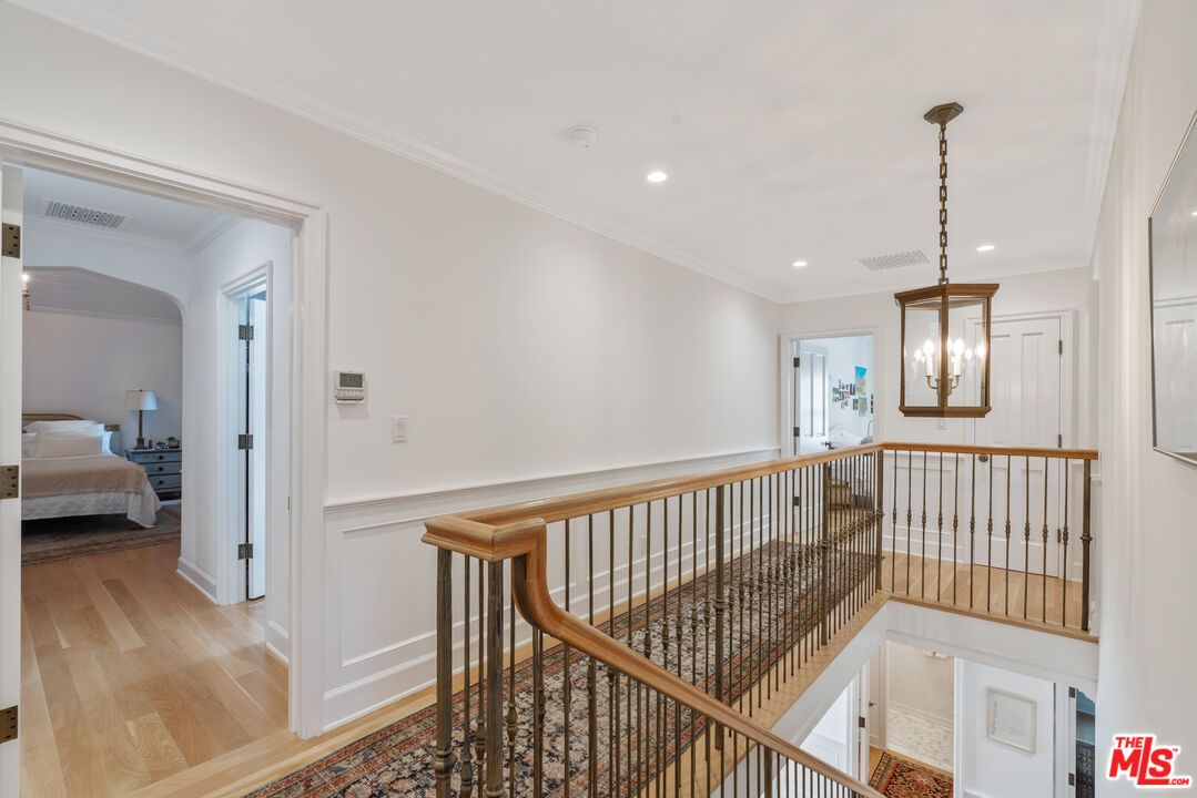 Bedroom, Interior, Pendant Lights, Recessed Lighting, Wood Texture Flooring
