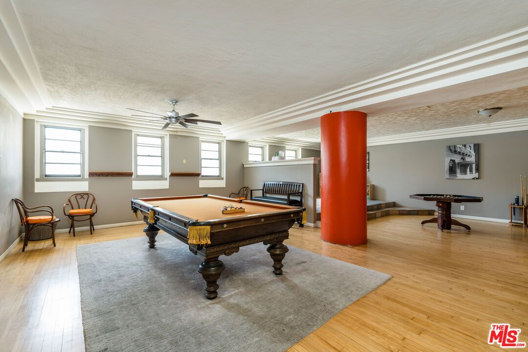 Billiard Table, Game Room, Interior, Wood Texture Flooring