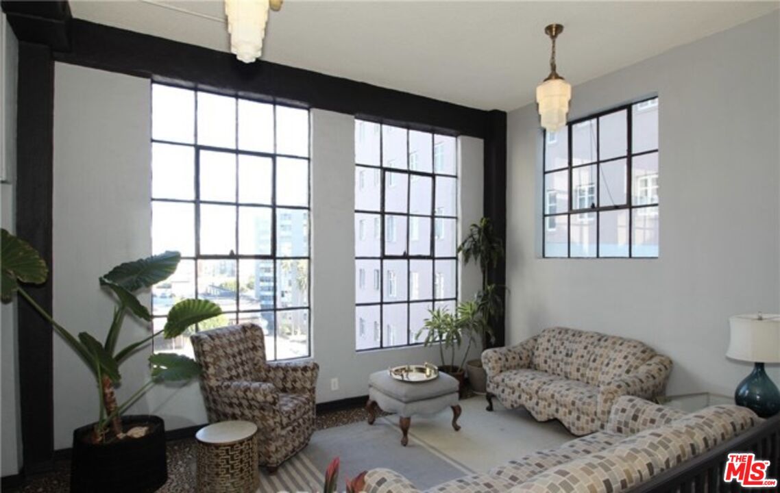 Interior, Living room, Pendant Lights