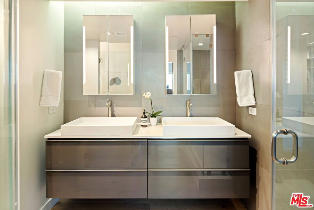 Bathroom, Dual Sink Vanities, Glass Shower, Interior