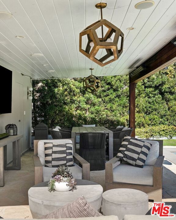 Exterior, Pendant Lights