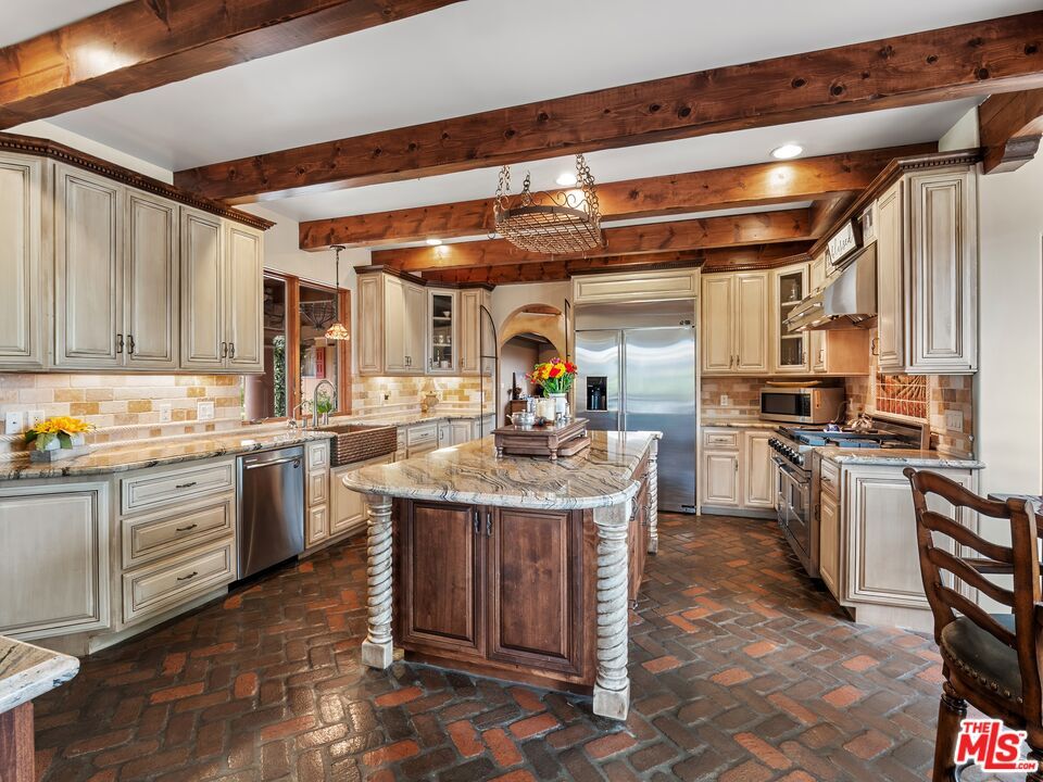 Interior, Kitchen, Recessed Lighting, Stainless Steel Appliances, Wooden Beams