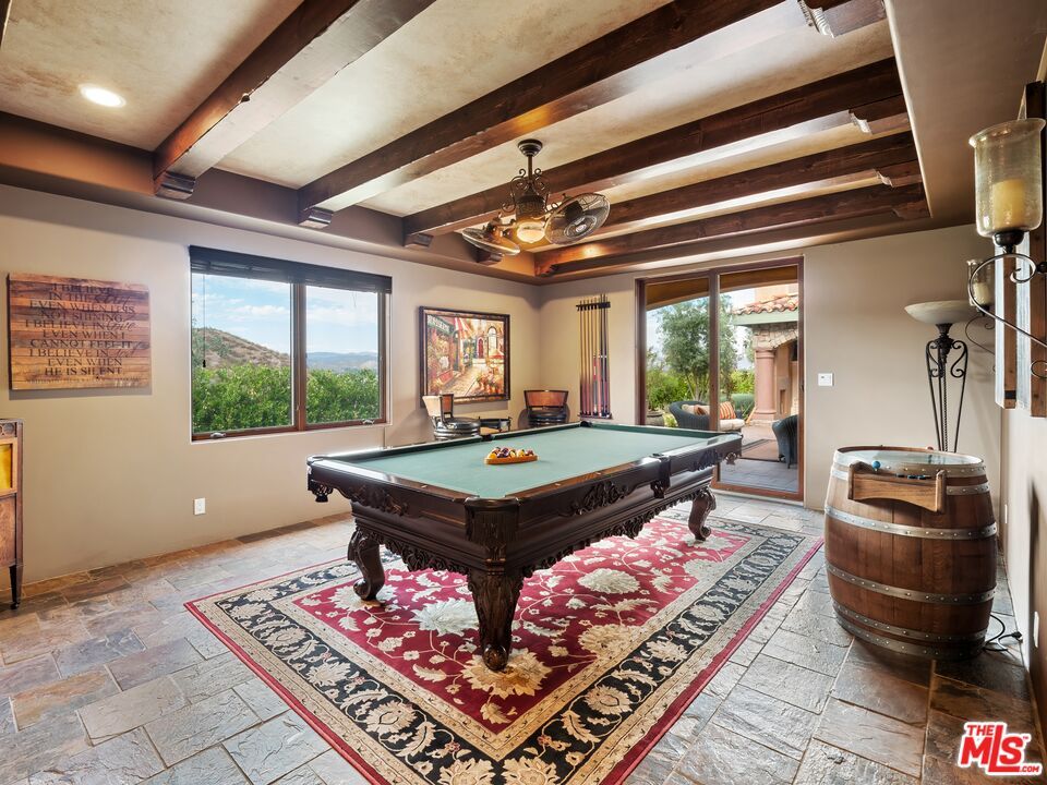 Billiard Table, Game Room, Interior, Recessed Lighting, Wooden Beams