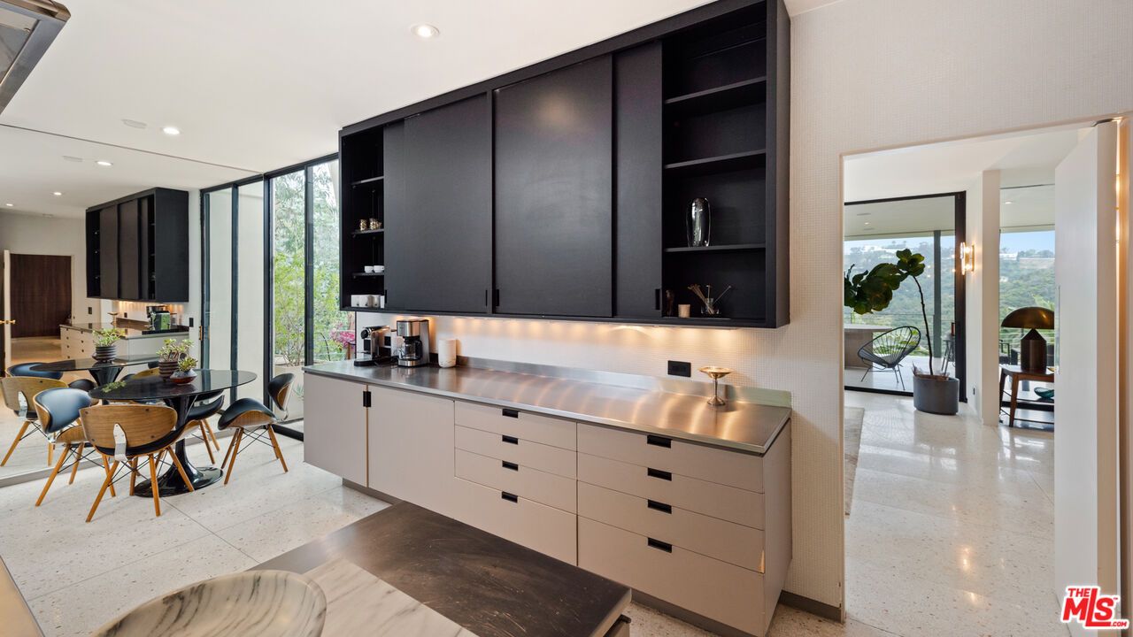 Dining room, Interior, Recessed Lighting
