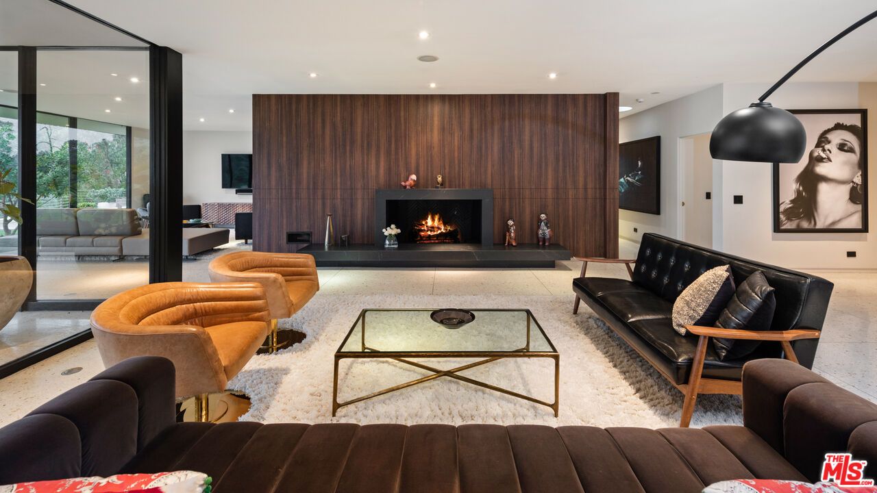 Fireplace, Interior, Living room, Recessed Lighting