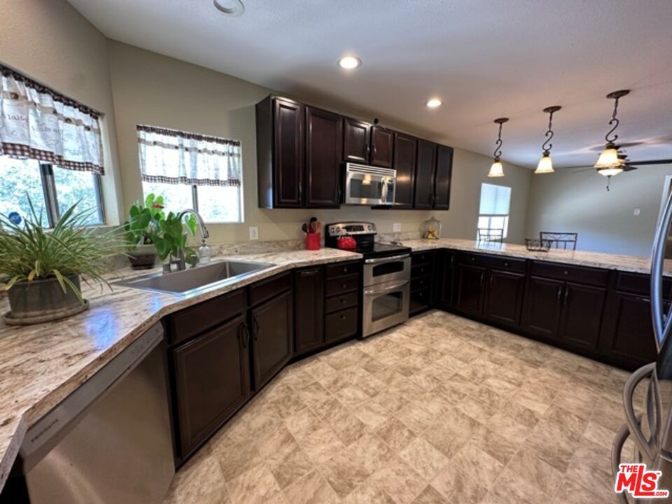 Interior, Kitchen, Pendant Lights, Recessed Lighting, Stainless Steel Appliances