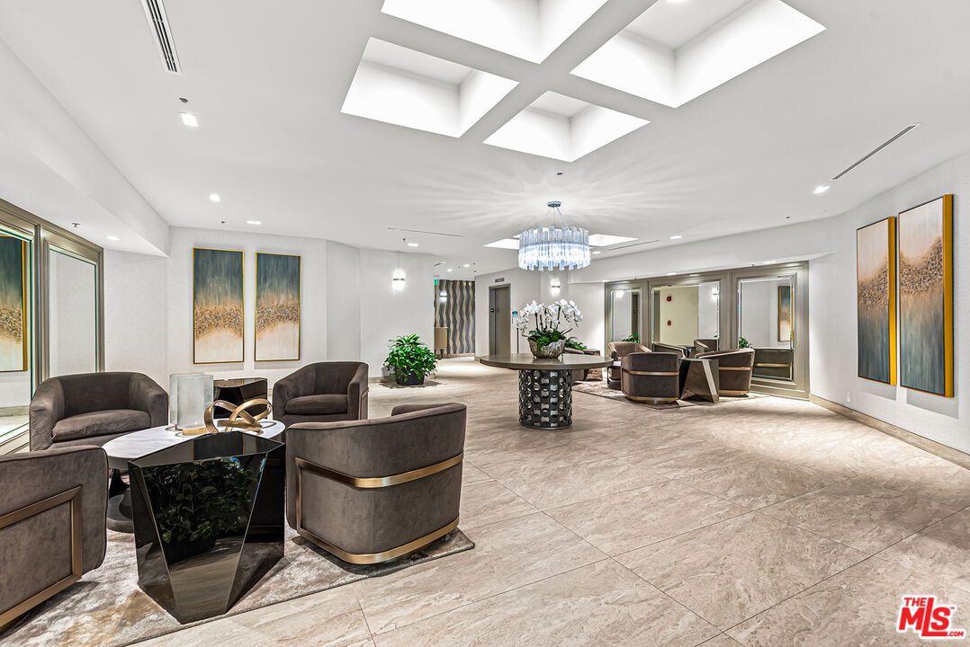 Chandelier, Interior, Living room, Recessed Lighting