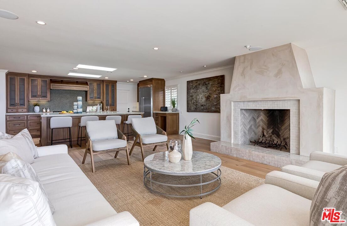 Fireplace, Interior, Kitchen, Living room, Recessed Lighting, Wood Texture Flooring