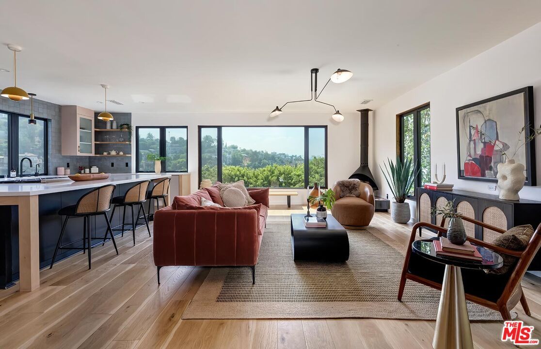 Interior, Kitchen, Living room, Pendant Lights, Wood Texture Flooring