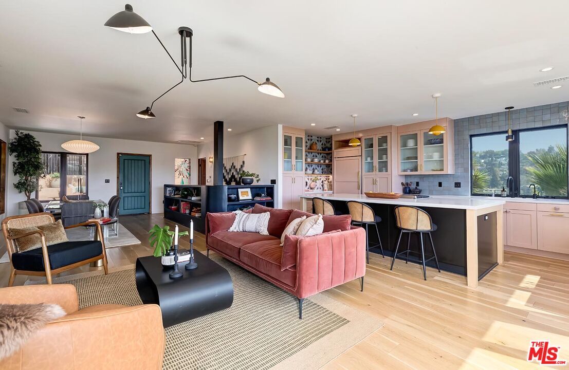 Interior, Kitchen, Living room, Pendant Lights, Recessed Lighting, Wood Texture Flooring