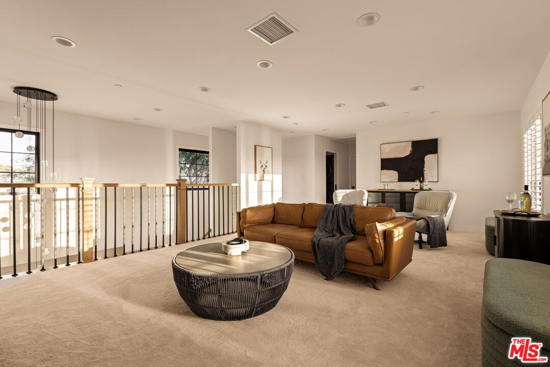 Dining room, Interior, Living room, Pendant Lights, Recessed Lighting